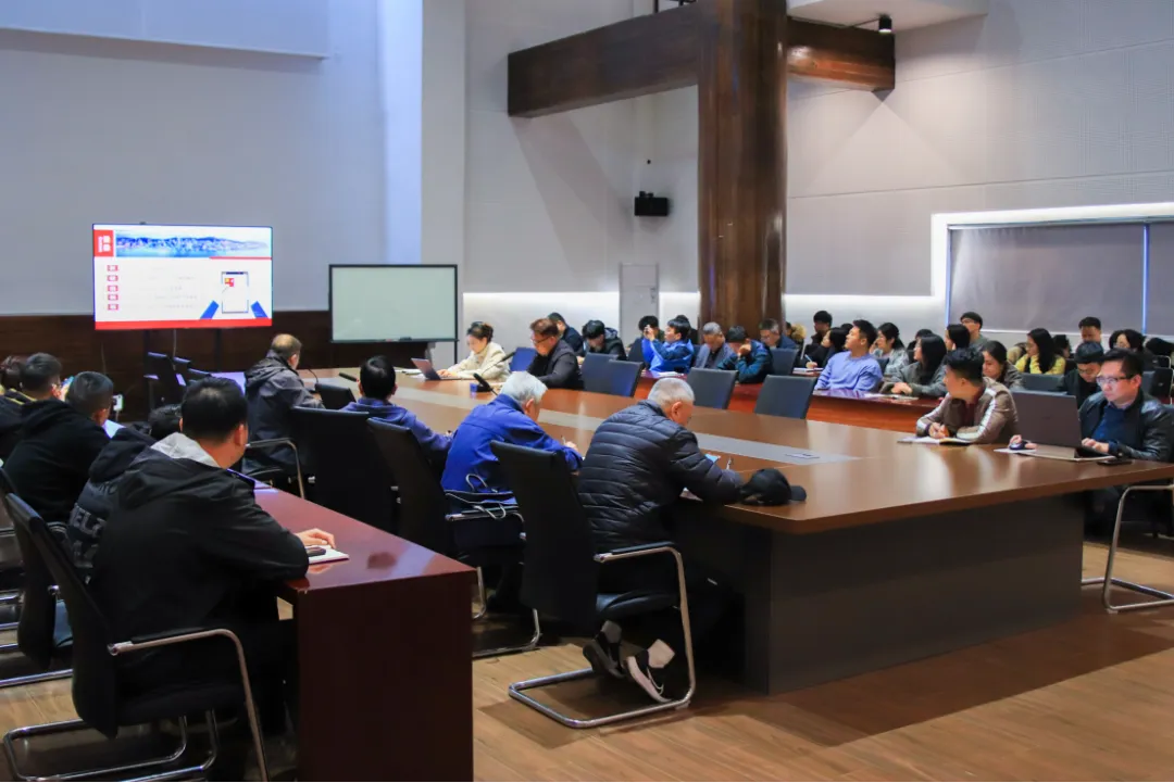深悟全会精神 勇担育人使命